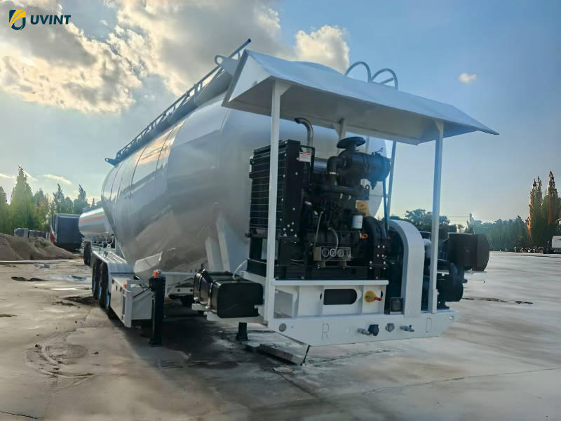 3 Axle Bulk Cement/Powder Material Transport Semi Trailer - Image 4