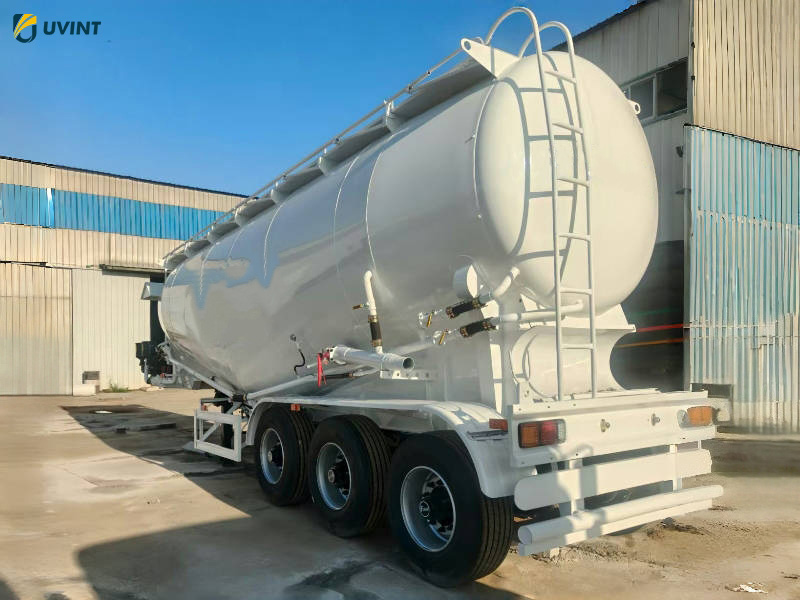 3 Axle Bulk Cement/Powder Material Transport Semi Trailer - Image 2